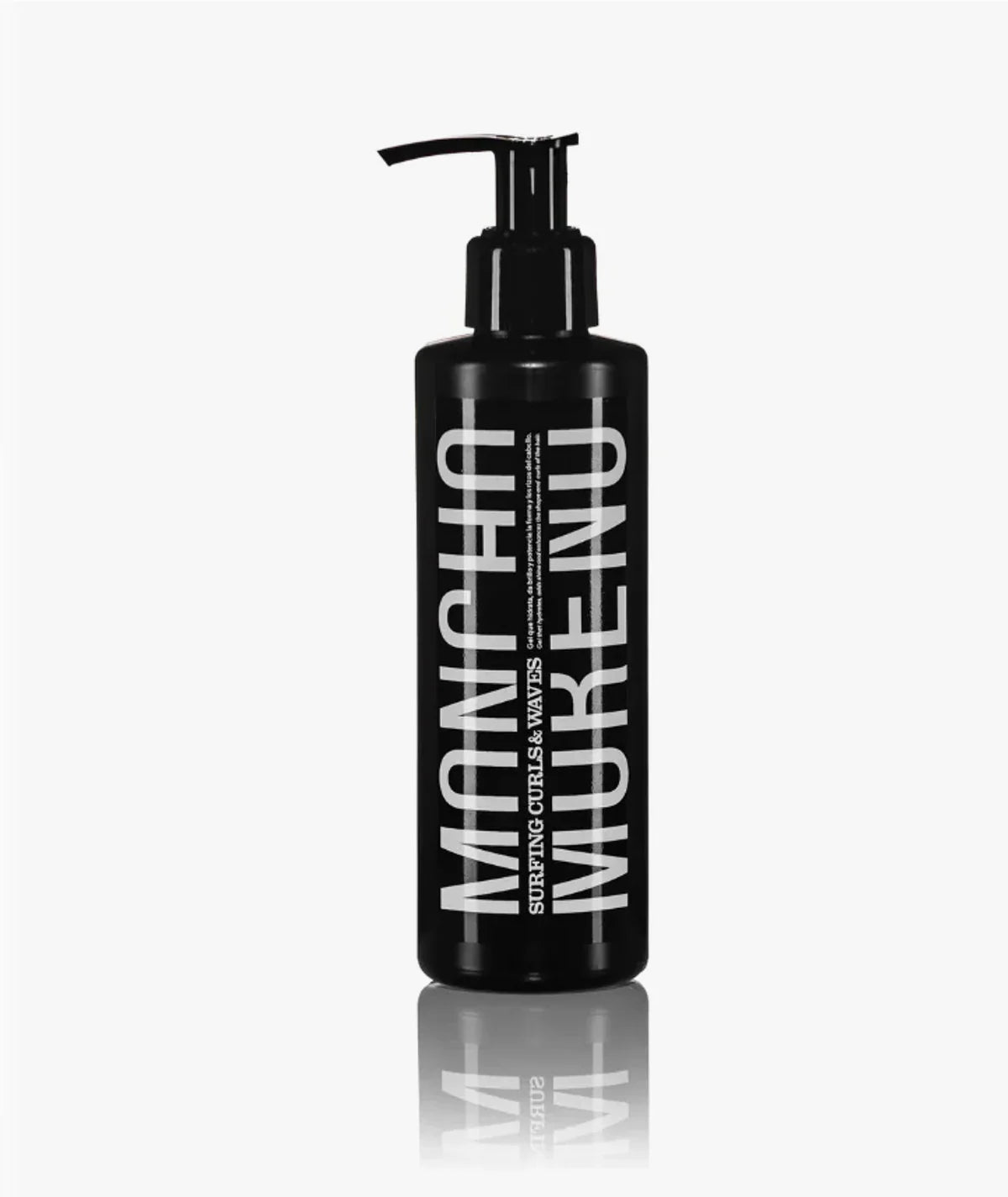 Envase de 200 ml de Moncho Moreno Surfing Curls Waves, gel definidor de rizos y ondas con aceites naturales de aguacate, coco y mango.