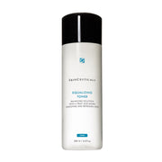 Envase de 200 ml con vaporizador de SkinCeuticals Equalizing Toner, tónico facial sin alcohol para equilibrar el pH y eliminar impurezas de la piel.