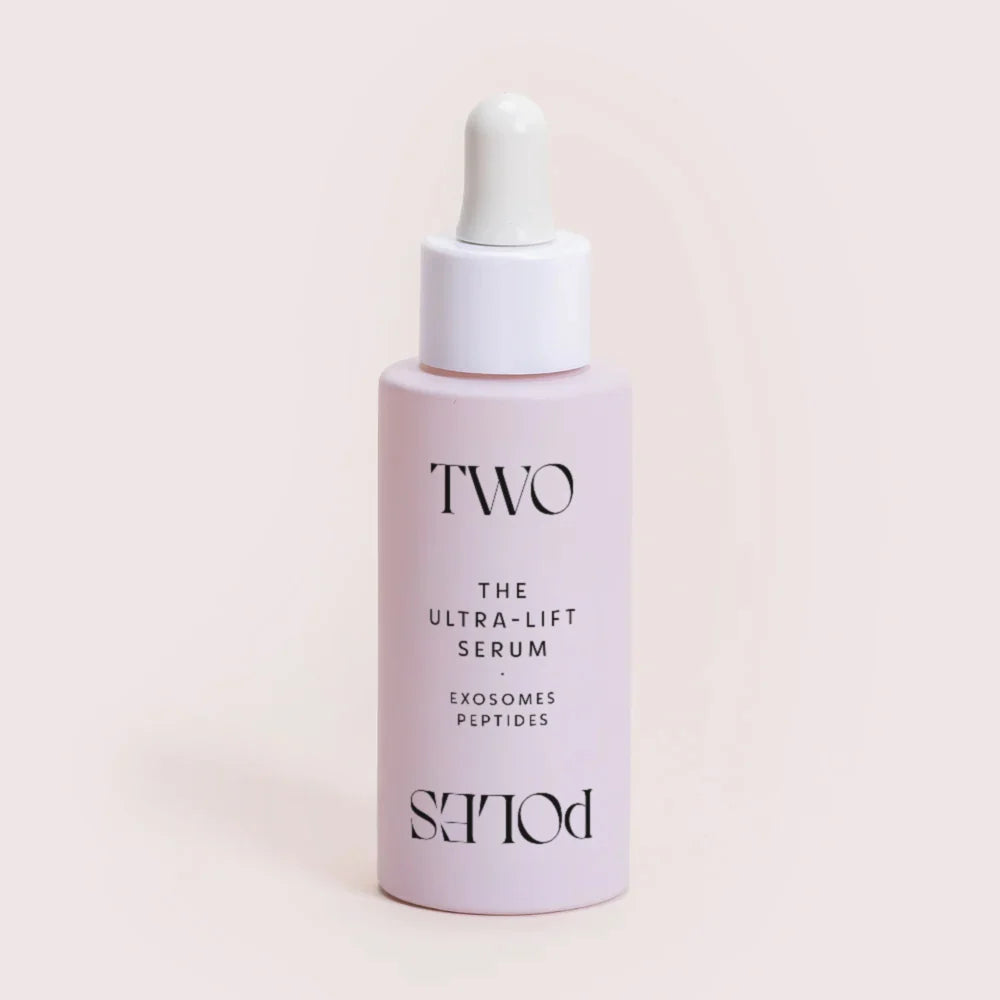 Frasco de 30 ml de Two Poles The Ultra Lift Serum tratamiento antiedad reafirmante con exosomas y péptidos para corregir arrugas y manchas.